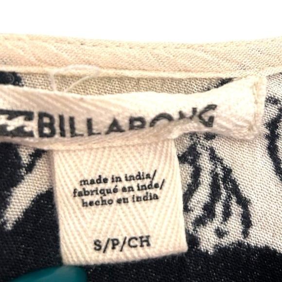 Billabong Divine Dress- Cream Floral Bell Sleeve Mini Dress - Picture 13 of 15